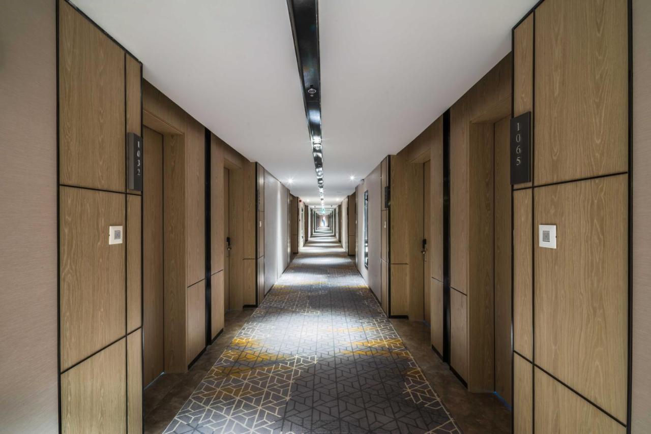 Hotel Aber Al Takhassusi Ar Riyad Esterno foto