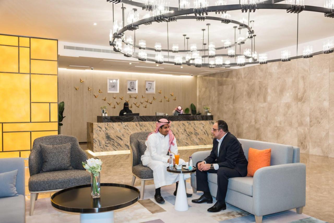 Hotel Aber Al Takhassusi Ar Riyad Esterno foto